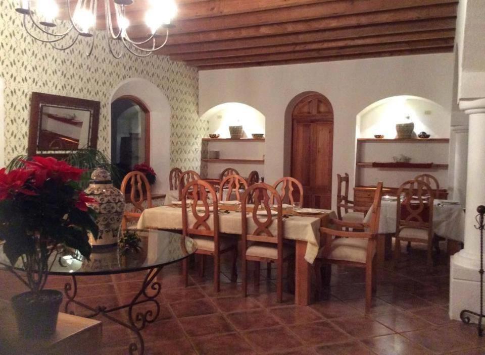 La Casona De Los Colibries El Pueblito  Bagian luar foto